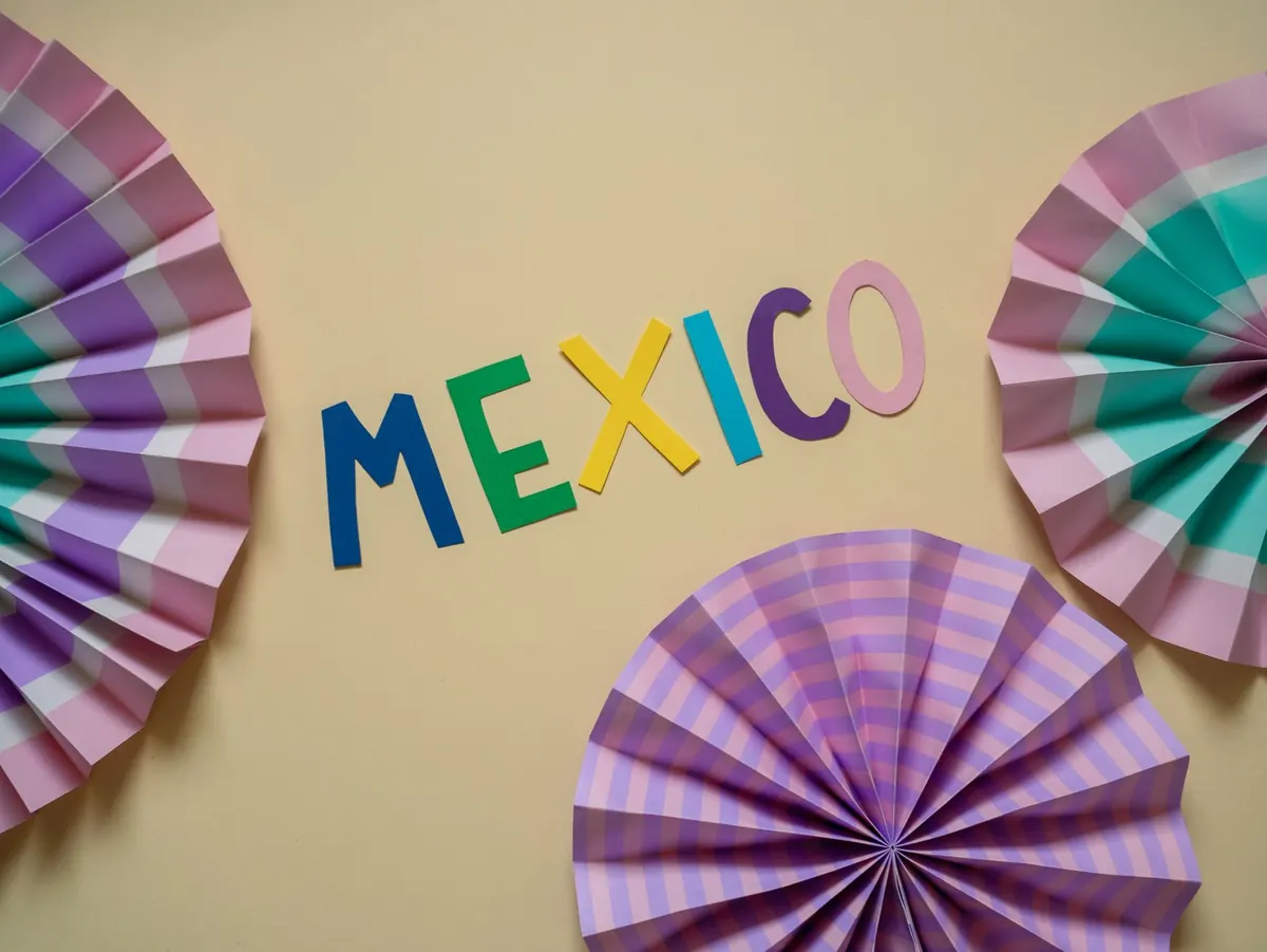 Paper Fan Garland Tutorial: Build a Floating Party Backdrop in One Hour